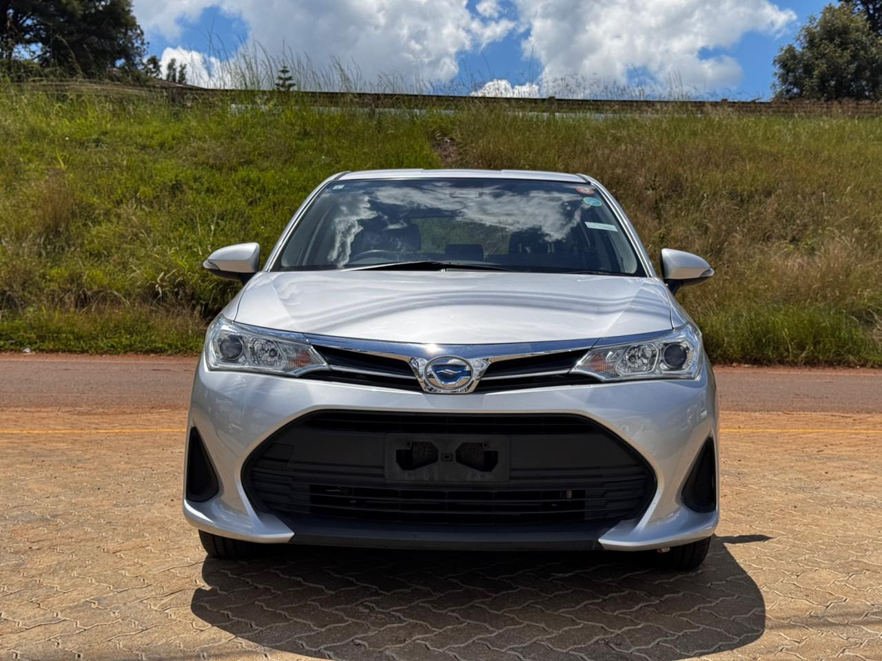 2019 -Toyota Fielder (Hybrid) – Silver