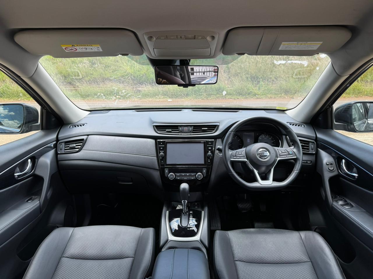 2019 – Nissan X-Trail – Black