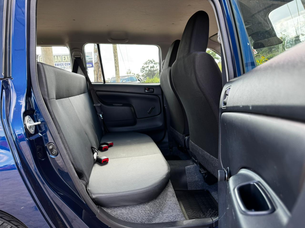 2019 – Toyota Probox – Blue