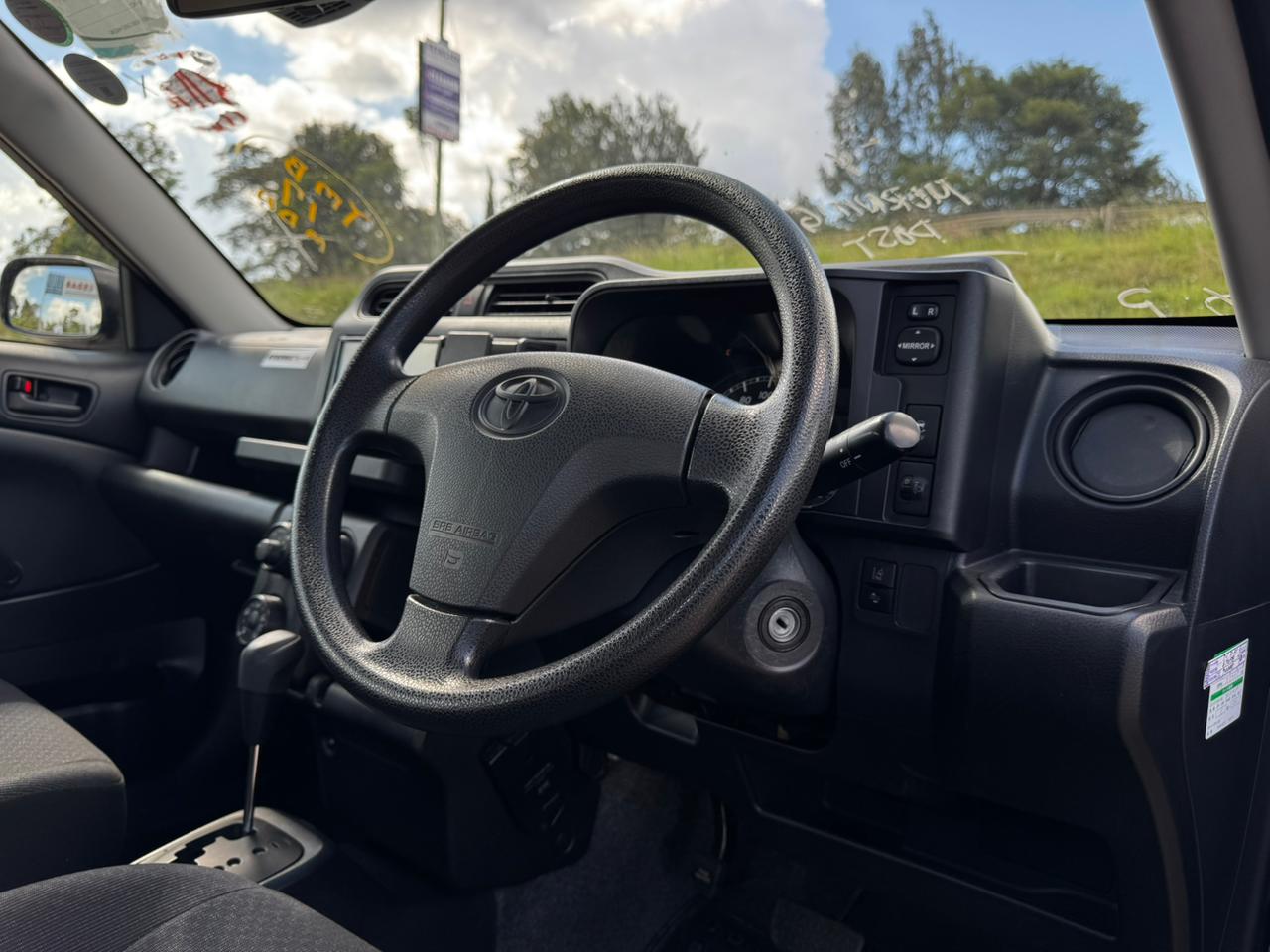 2019 – Toyota Probox – Blue