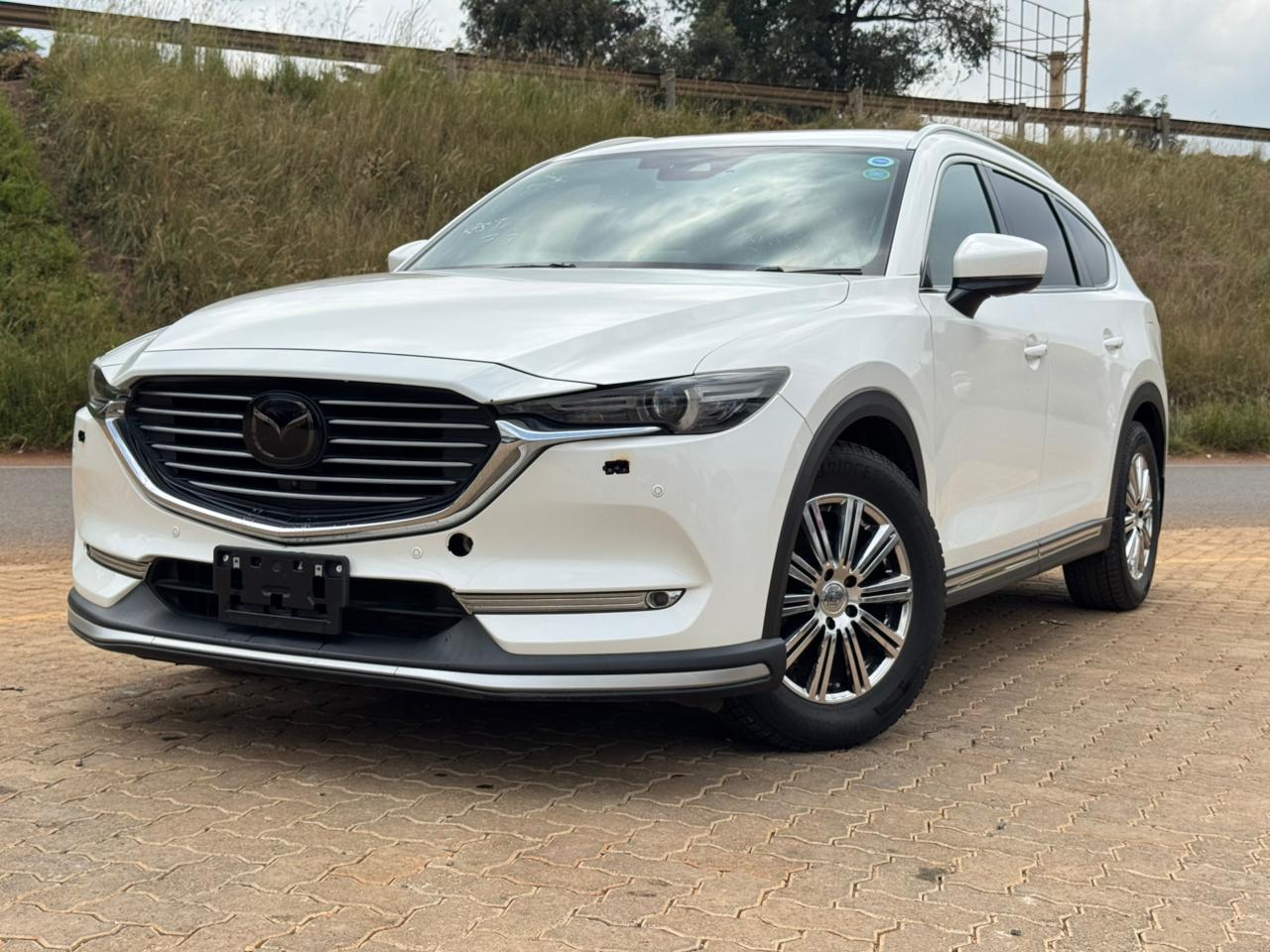 2018 – Mazda CX-8 – White