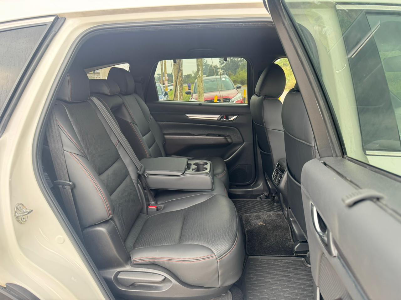 2018 – Mazda CX-8 – White