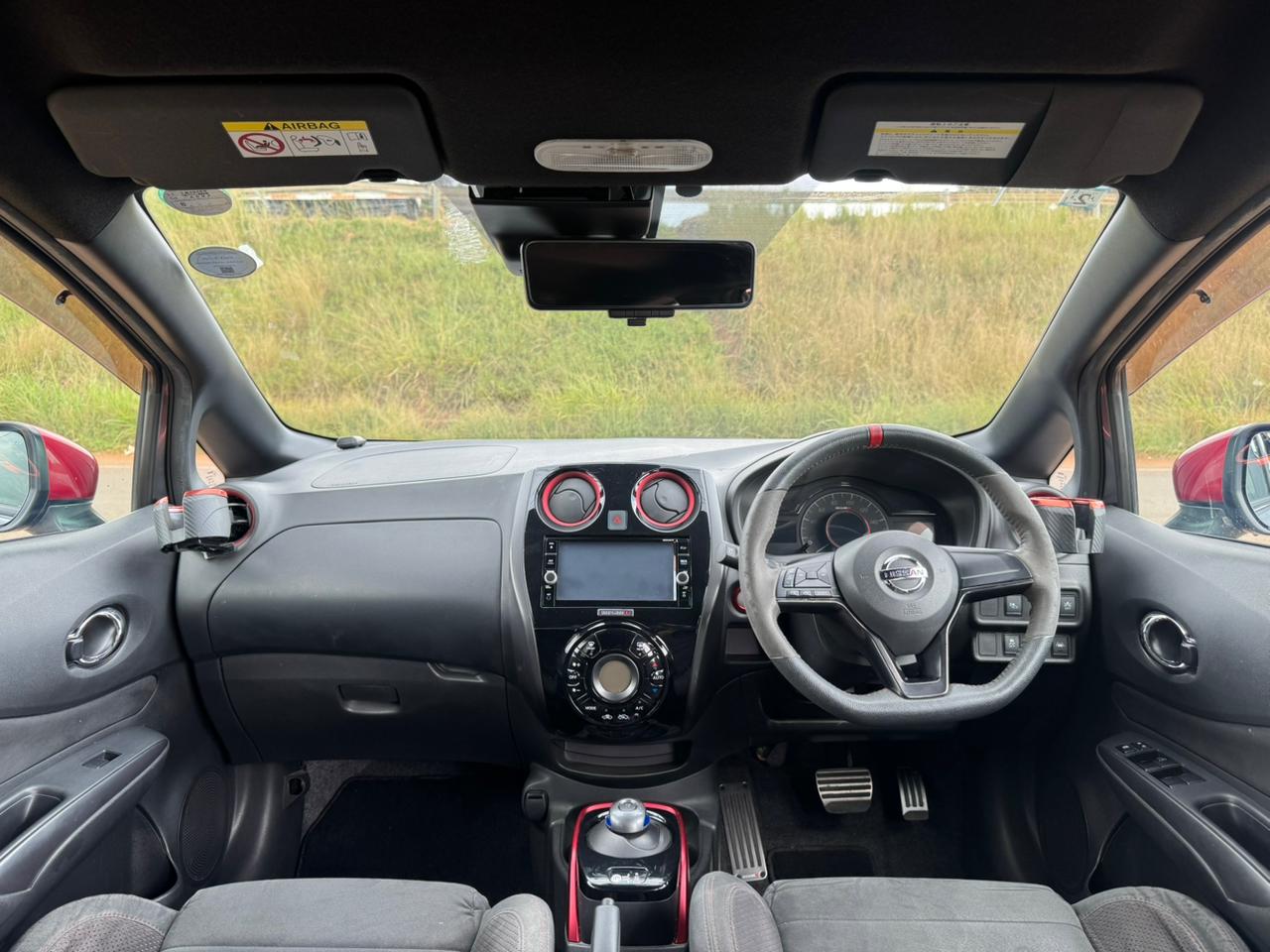 2019 – Nissan Note E-Power – Silver