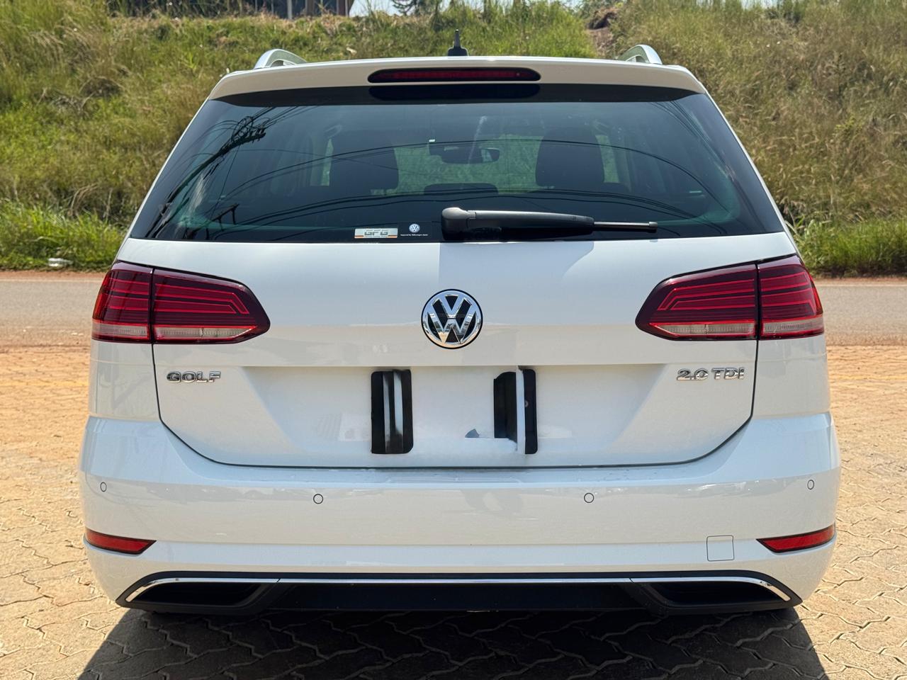 2019 – Volkswagen Golf TDI – White