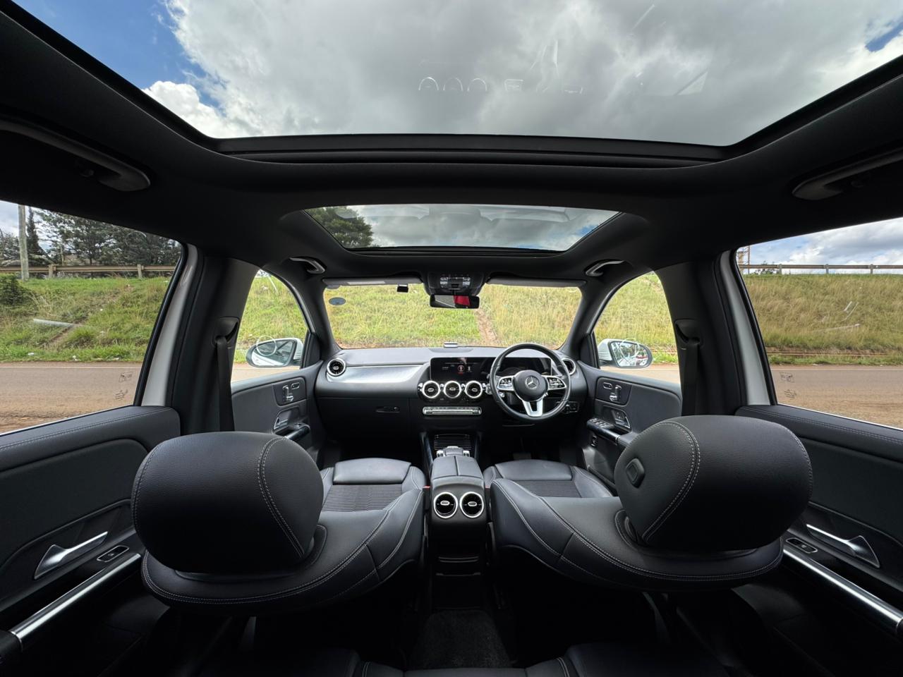 2019- Mercedes Benz B180 – Pearl White