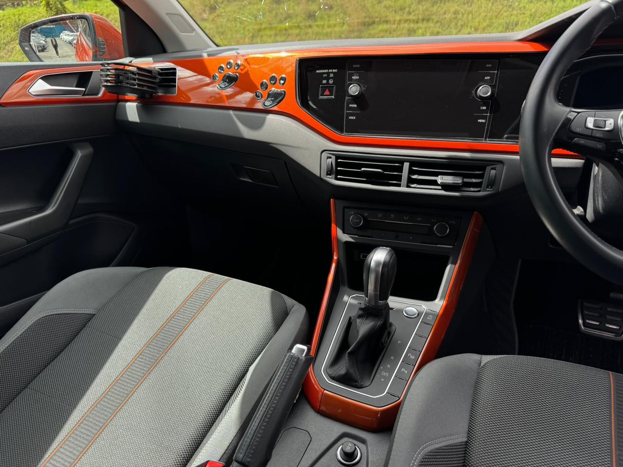 2019- Volkswagen Polo -Orange
