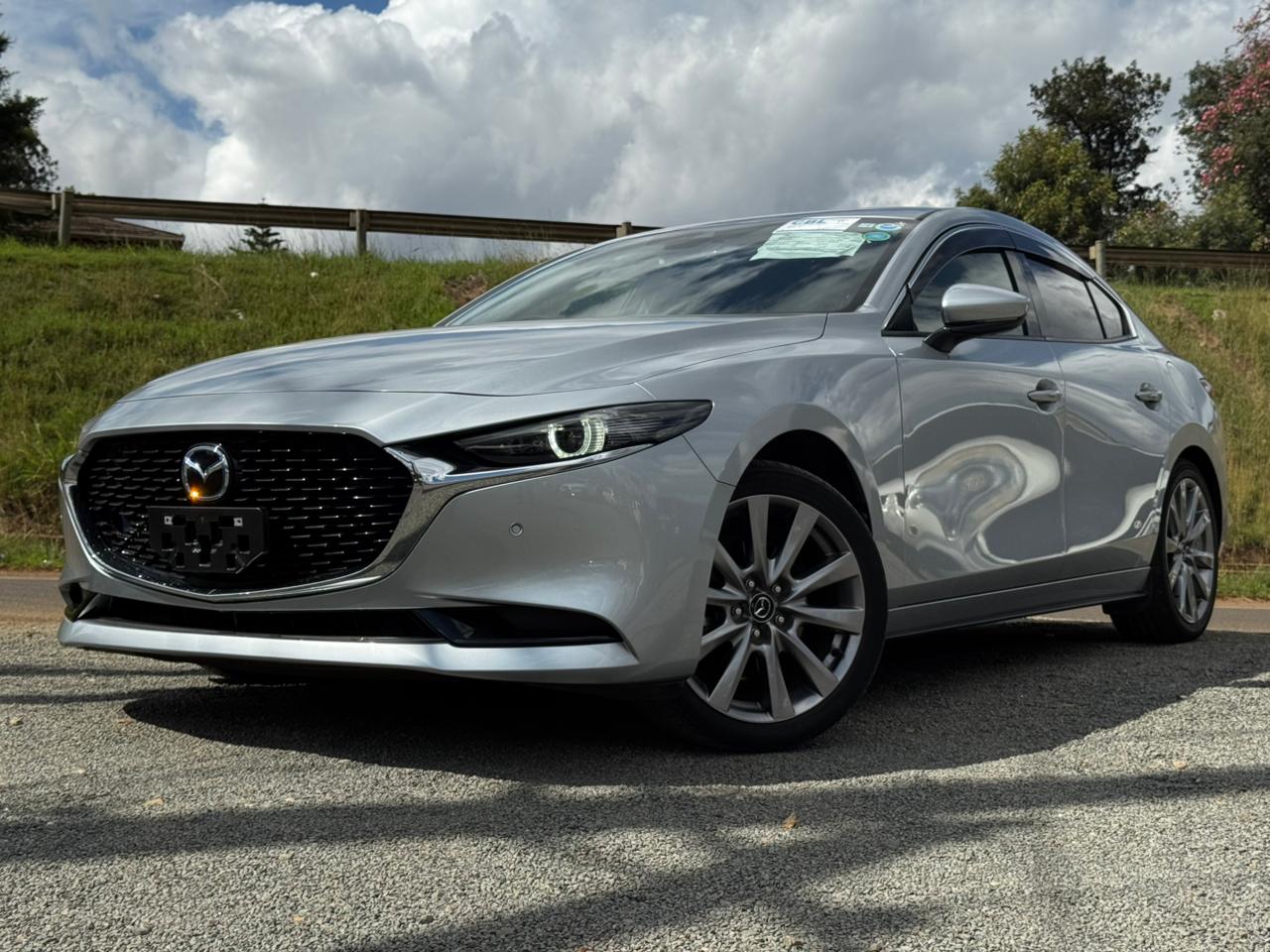 2019- Mazda 3 SkyactiveD -Silver