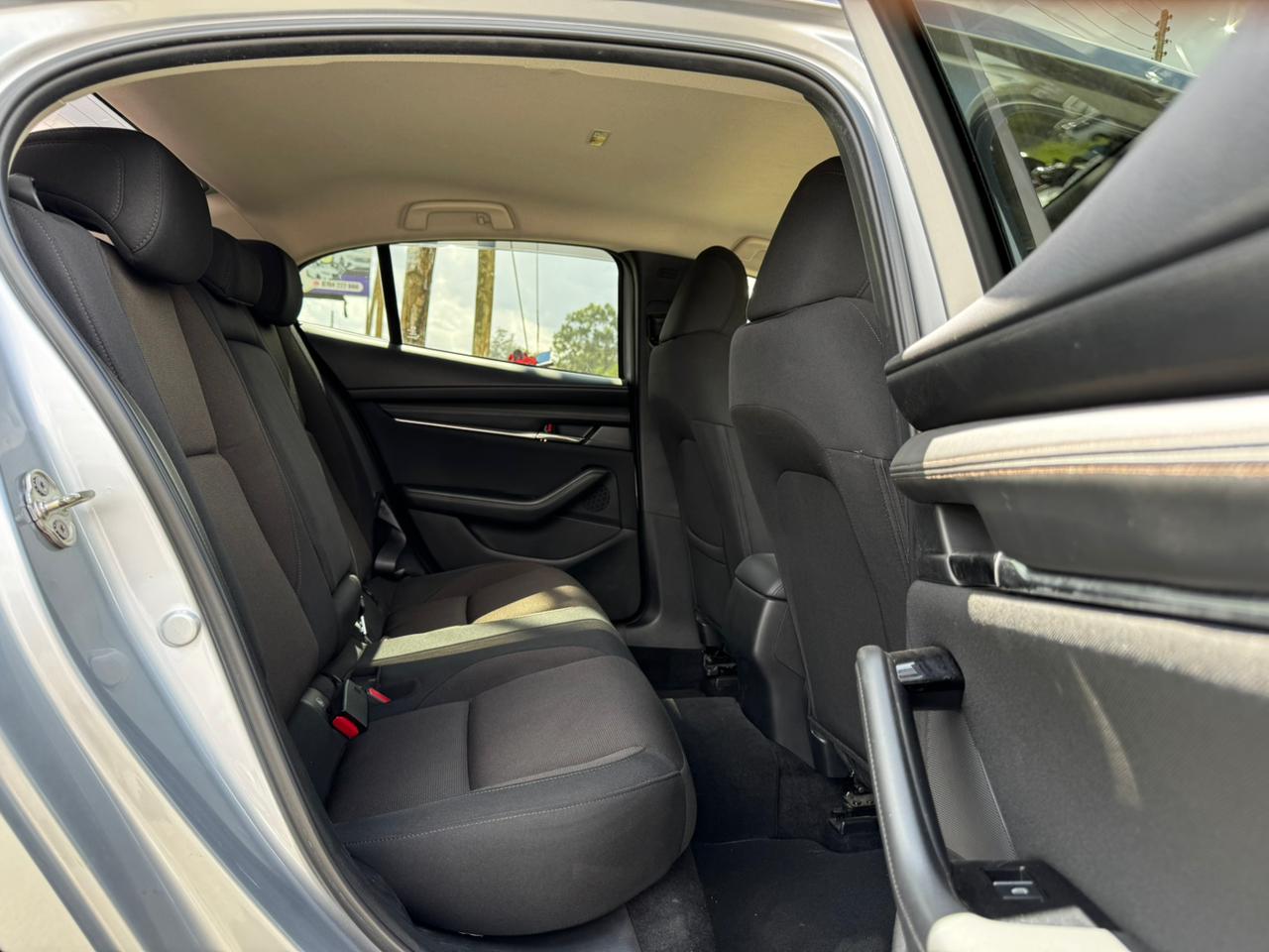 2019- Mazda 3 SkyactiveD -Silver