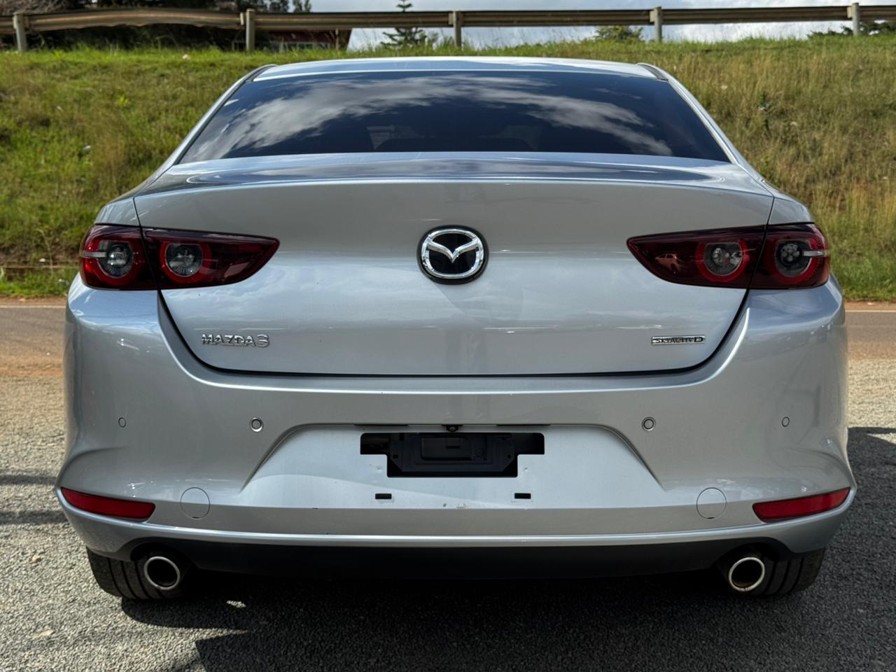 2019- Mazda 3 SkyactiveD -Silver