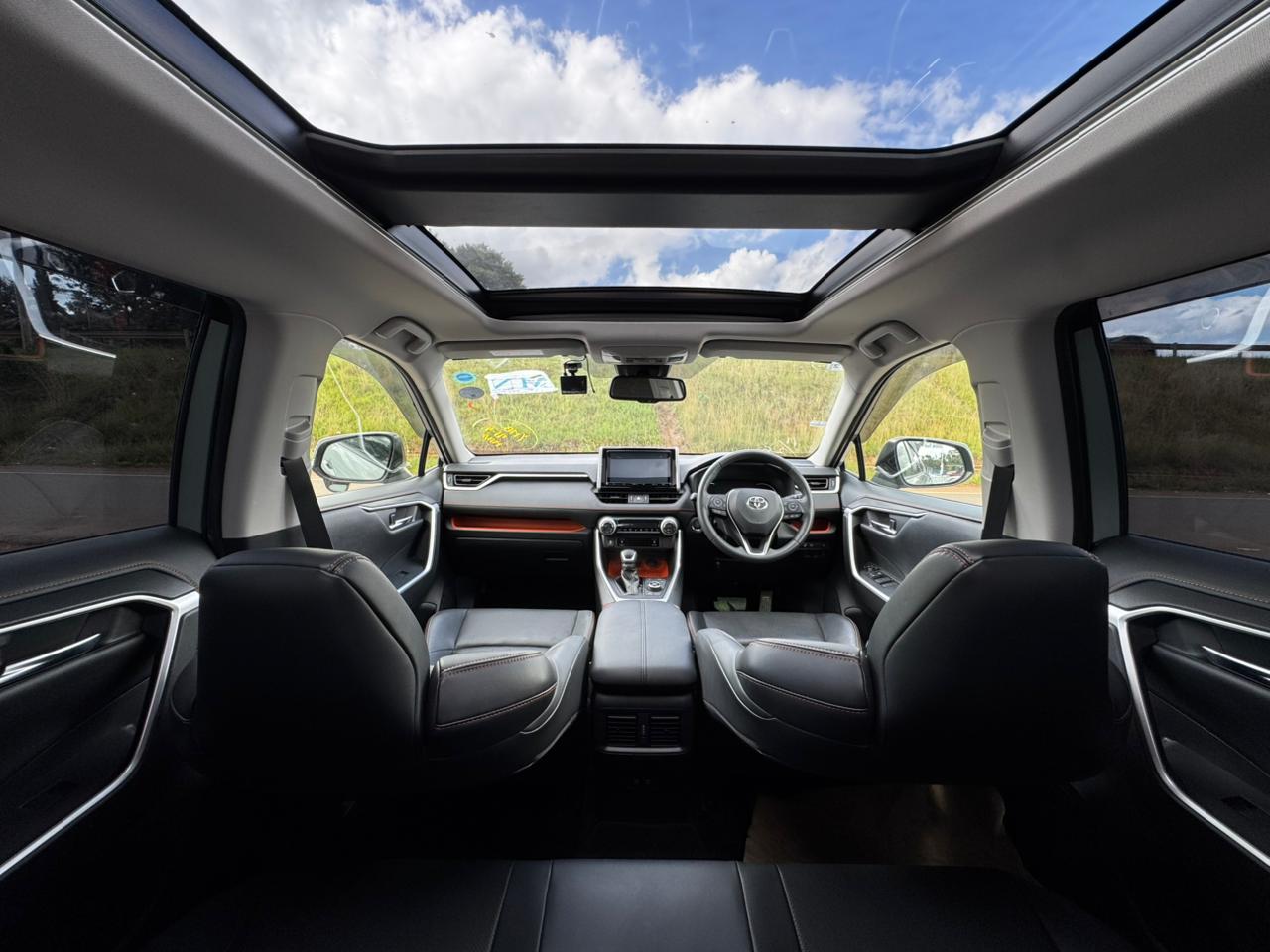 2020- Toyota RAV4 Adventure – Green
