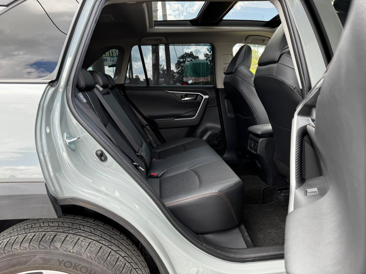 2020- Toyota RAV4 Adventure – Green