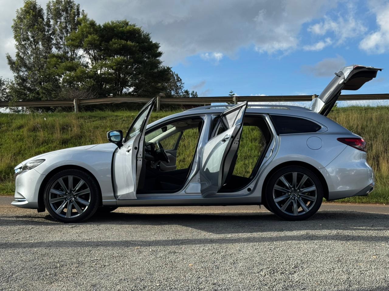 2020- Mazda 6 SkyactivD-Silver
