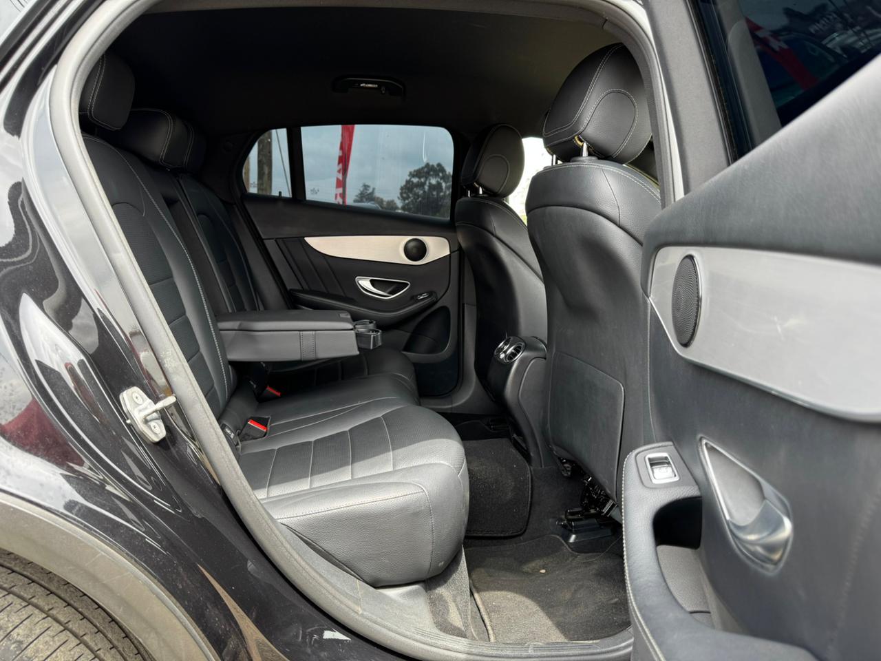 2017-Mercedes Benz GLC 200