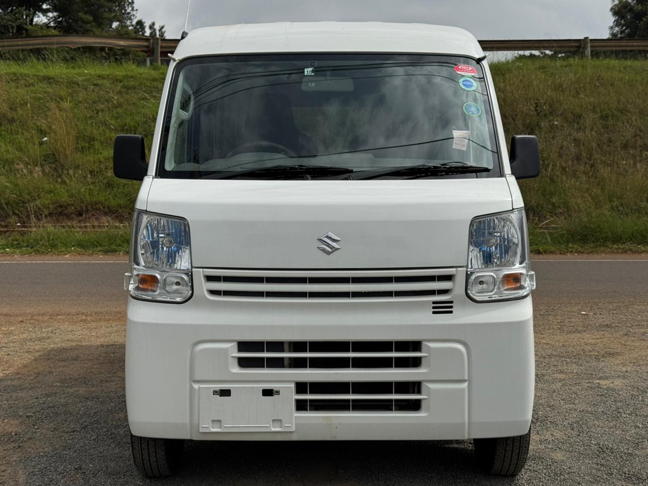 2019- Suzuki Every -White