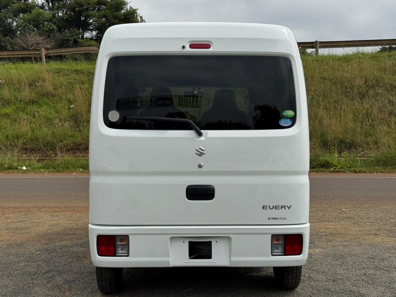 2019- Suzuki Every -White