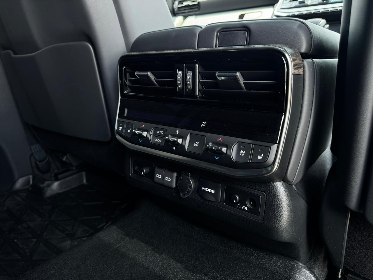 2023- Toyota LandCruiser LC300 TZG -Black