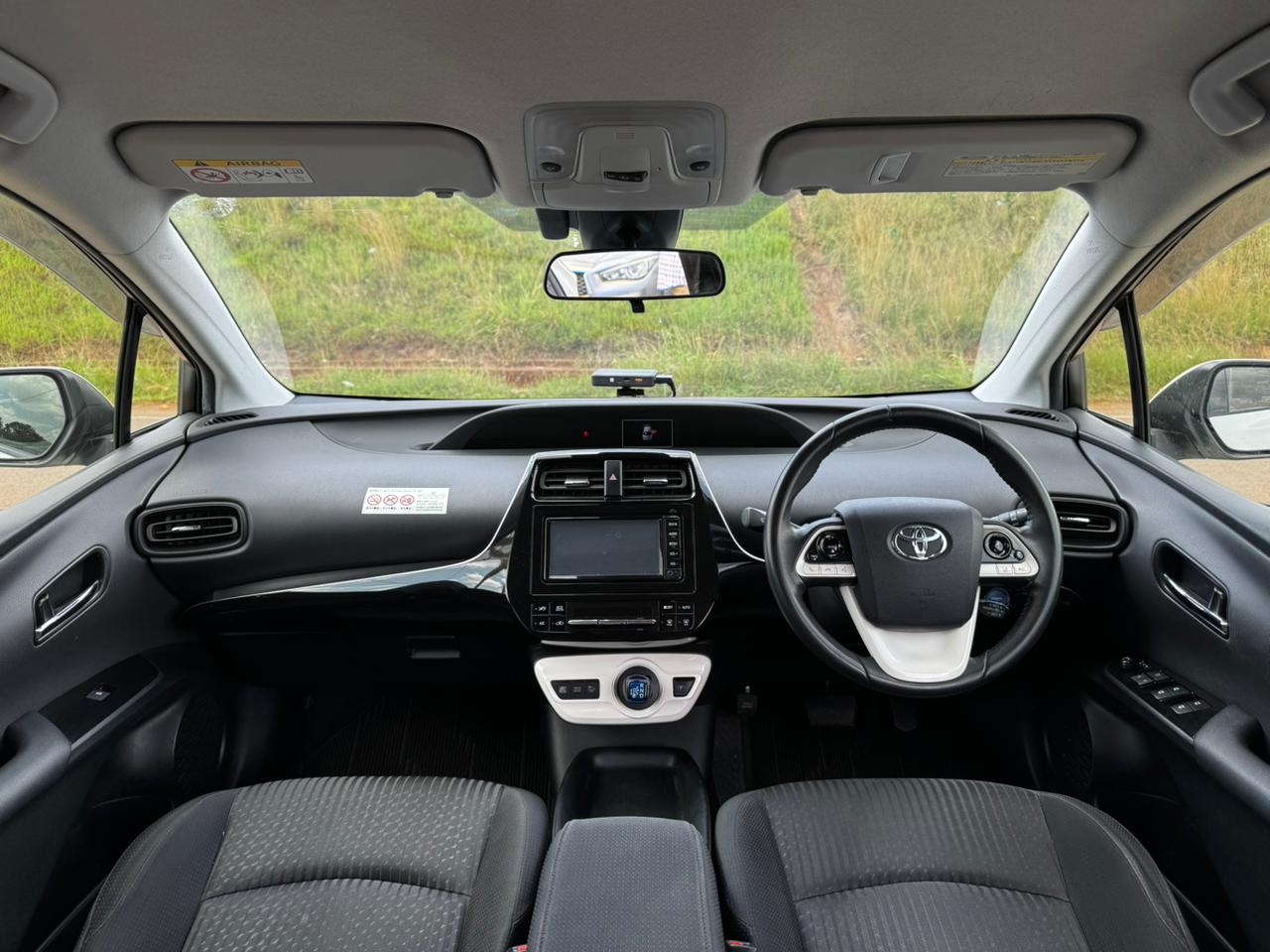 2017- Toyota Prius Hybrid -White