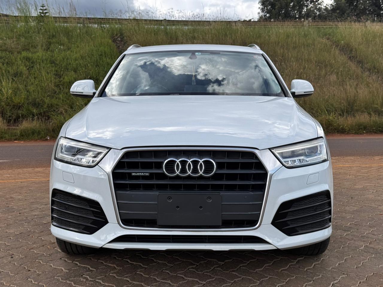 2017- Audi Q3 TFSI Quattro Sline- White