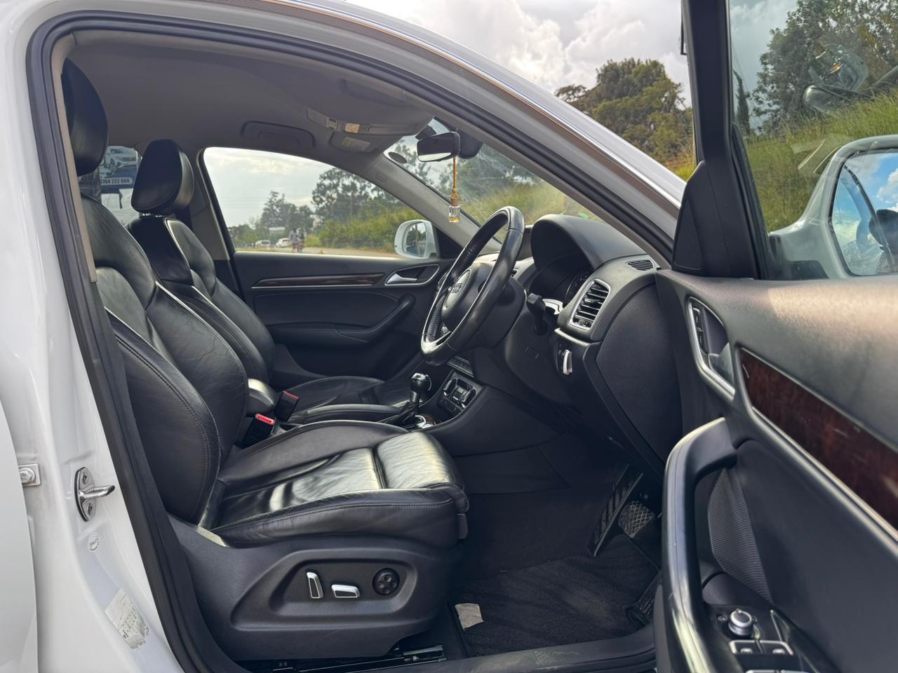 2017- Audi Q3 TFSI Quattro Sline- White
