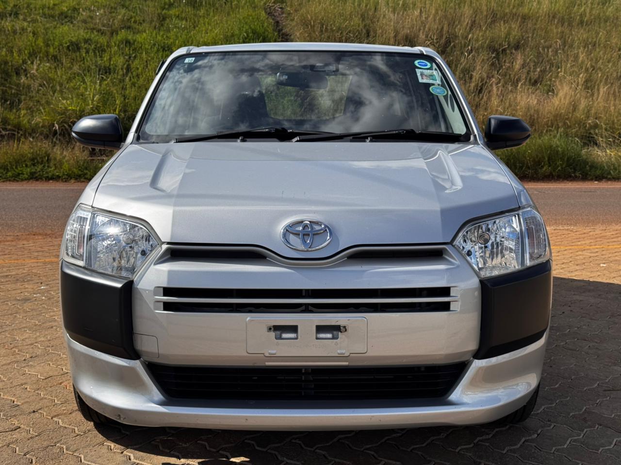 2020-Toyota ProBox-Silver