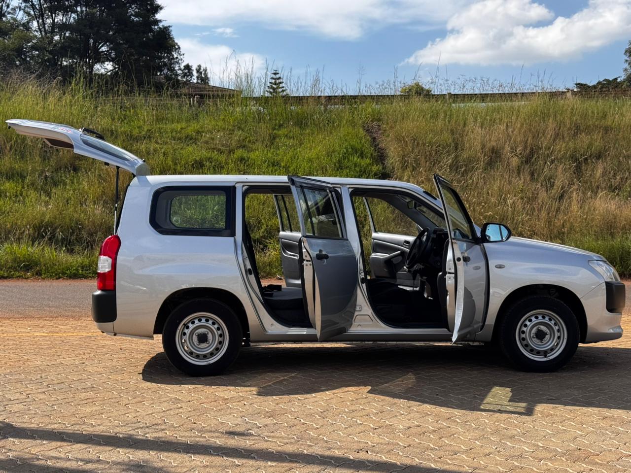2020-Toyota ProBox-Silver