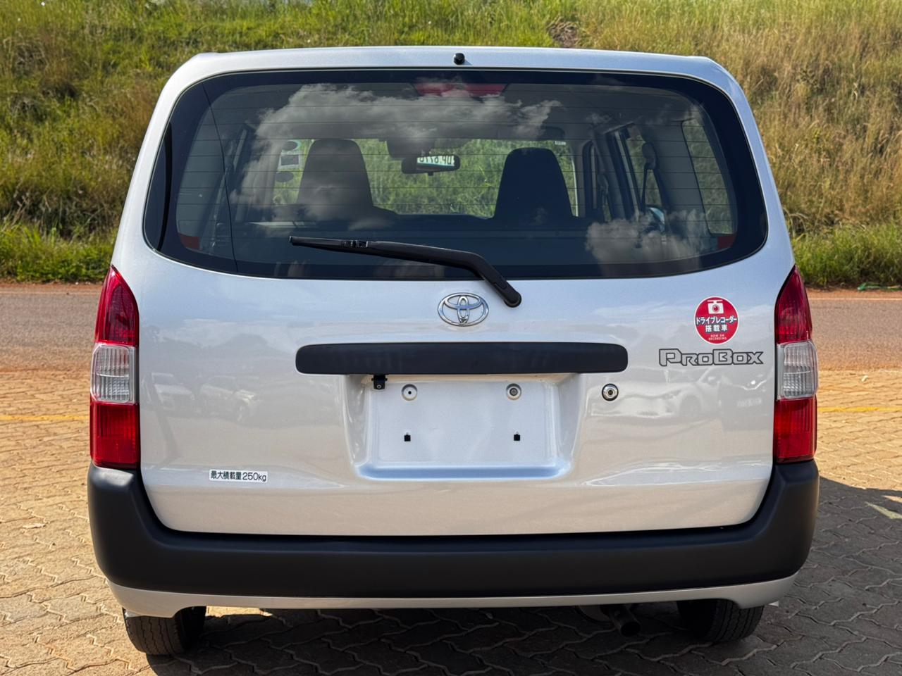 2020-Toyota ProBox-Silver