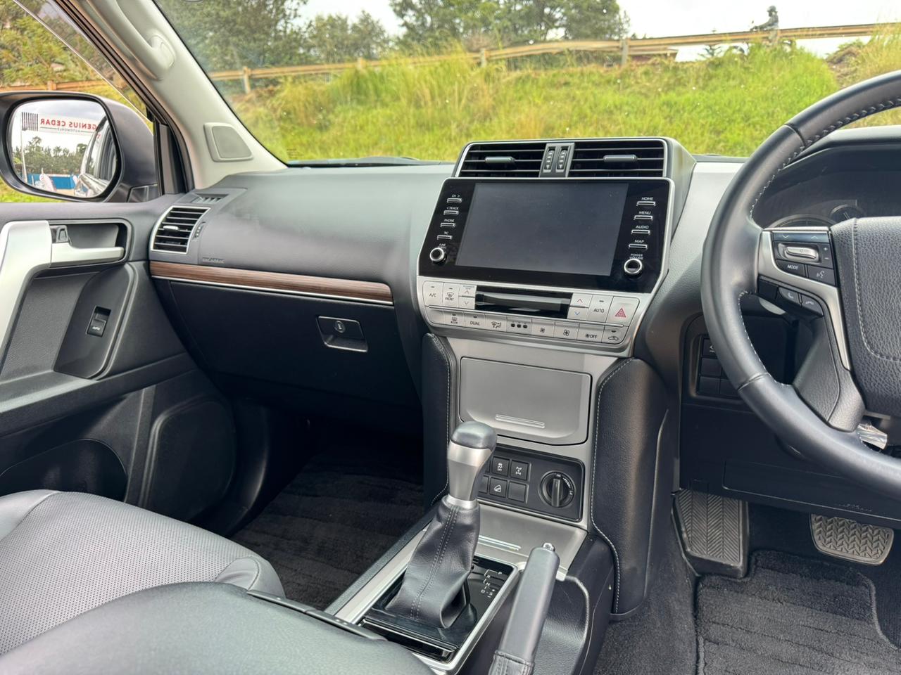 2023-Toyota Landcruser TXL-Bronze