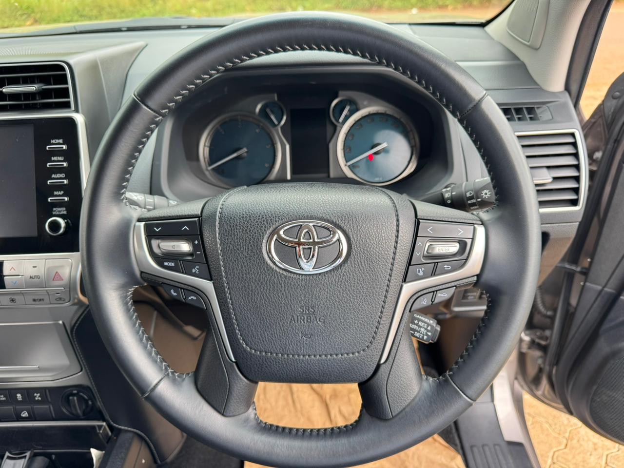2023-Toyota Landcruser TXL-Bronze