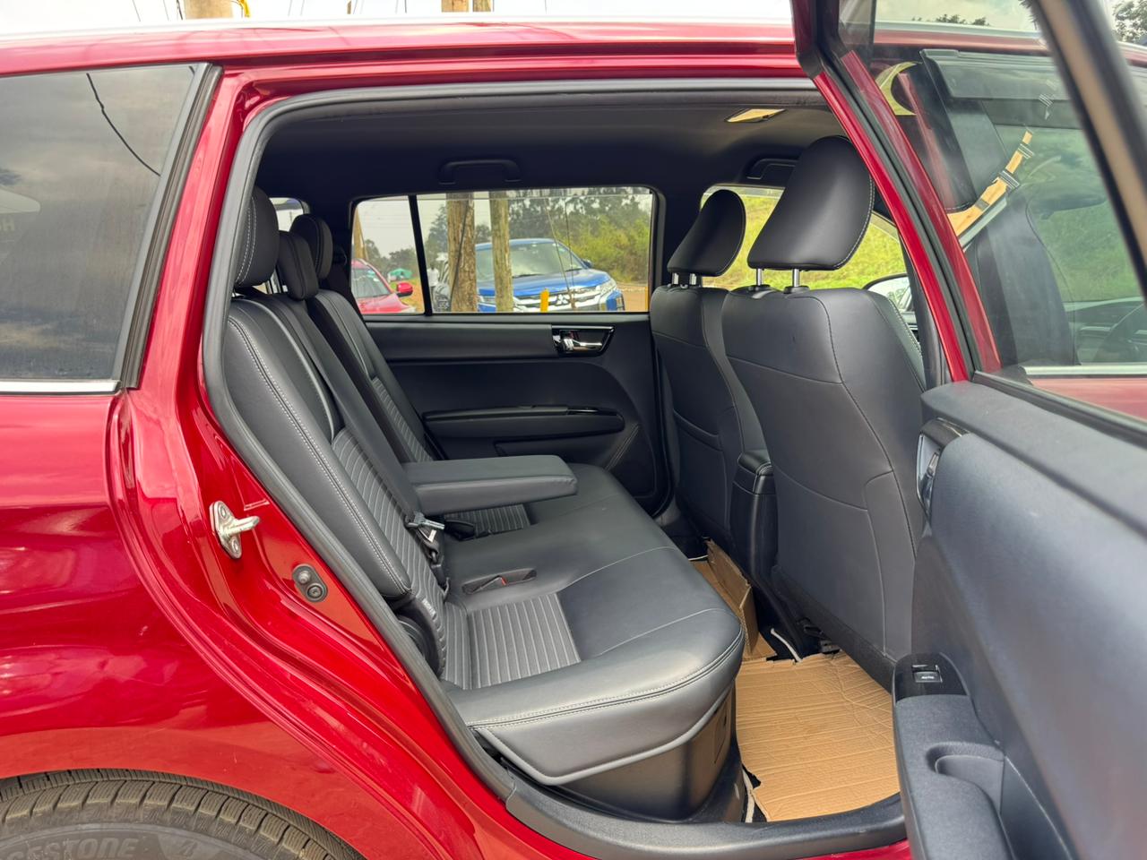 2018-Toyota Firlder Hybrid WXB- Wine Red
