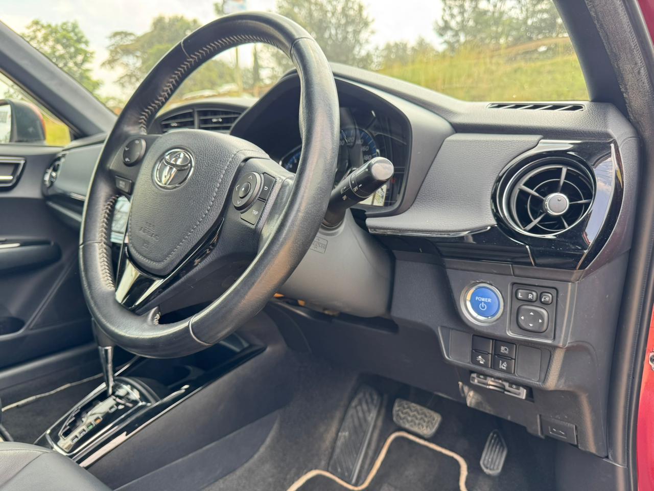 2018-Toyota Firlder Hybrid WXB- Wine Red