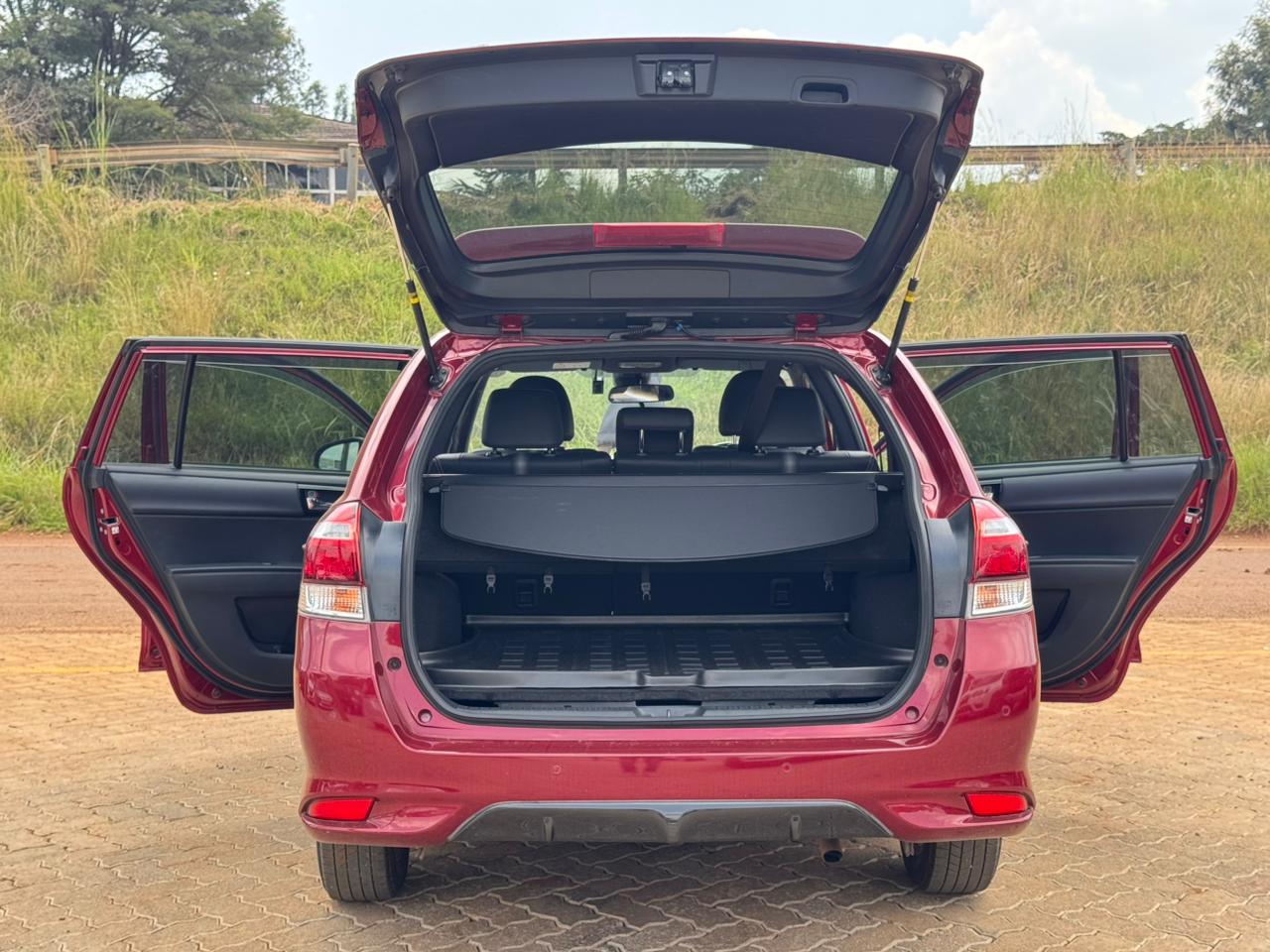2018-Toyota Firlder Hybrid WXB- Wine Red