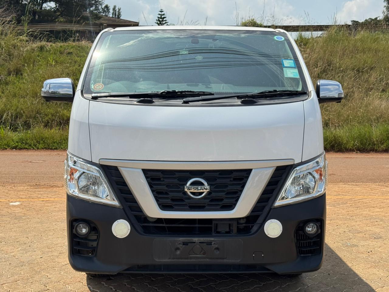 2018-Nissan NV350-White