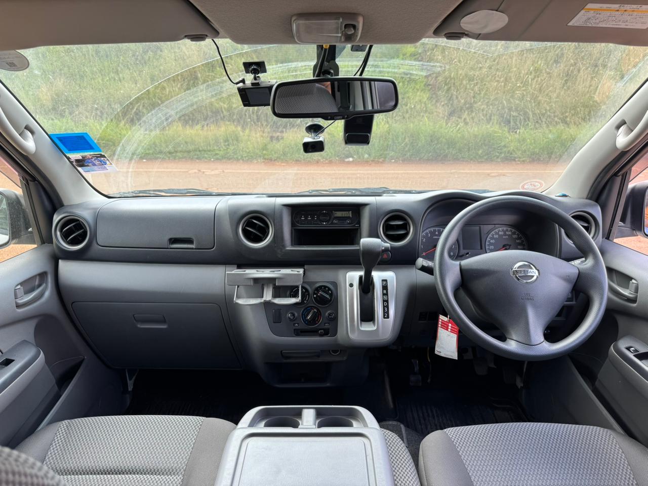 2018-Nissan NV350-White