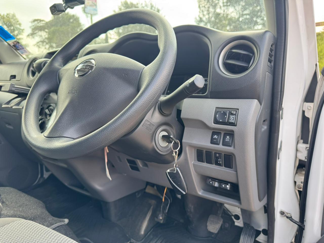 2018-Nissan NV350-White