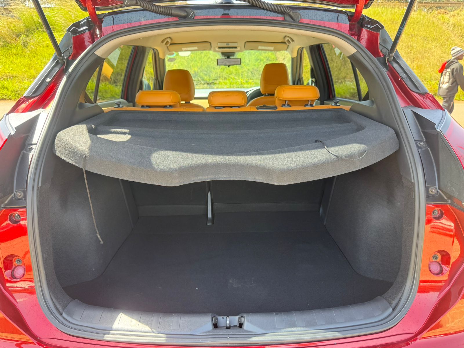 2020- Nissan Kicks -Wine Red