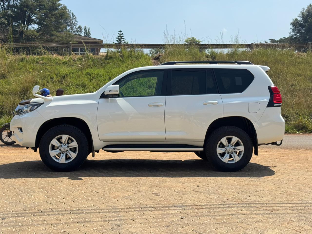 2019-Toyota Landcruiser Prado TX -White