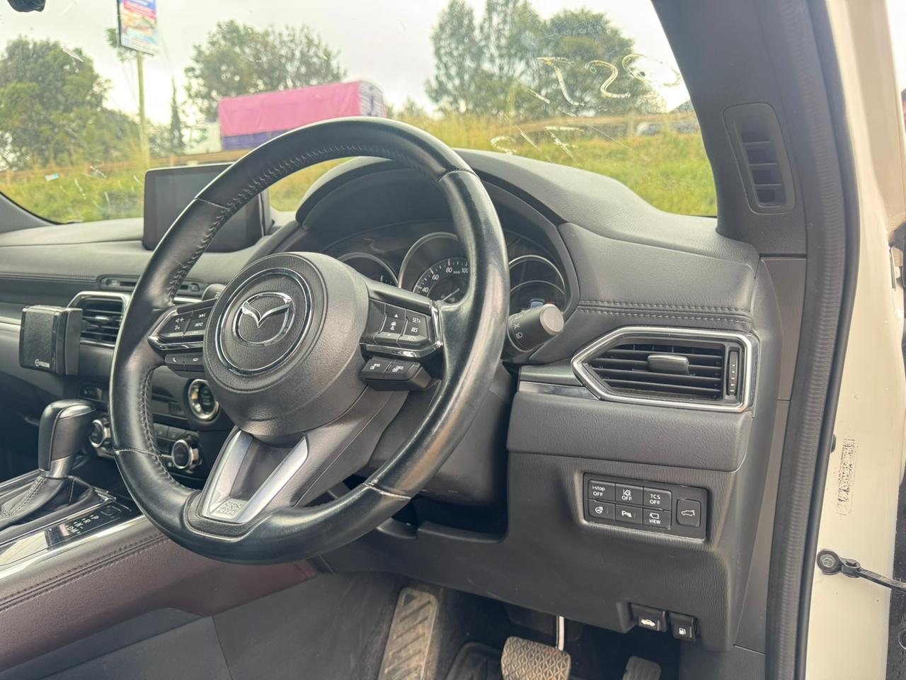 2018- Mazda CX-8 White