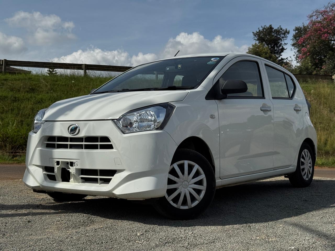 2019- Suzuki Every -White