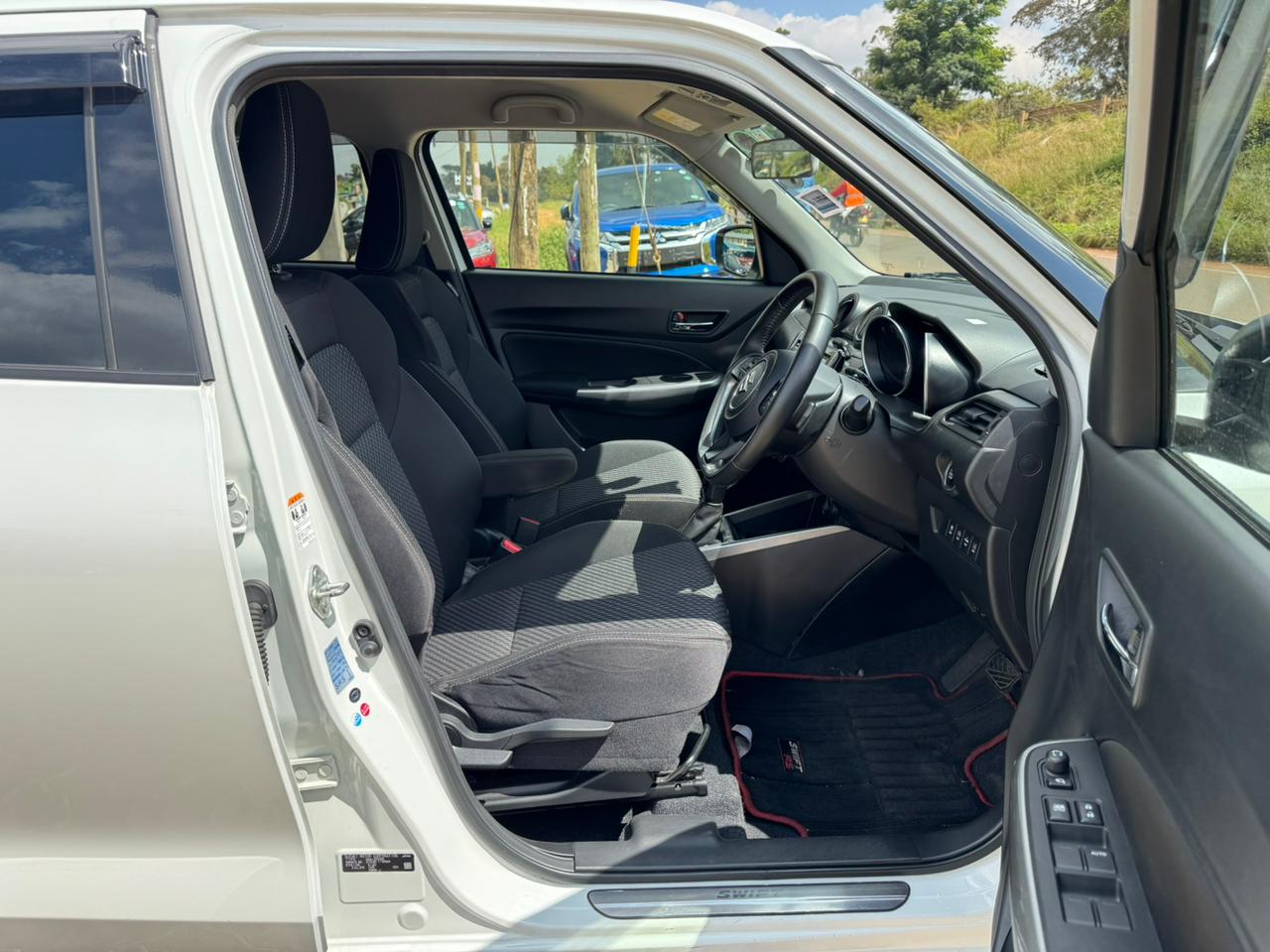 2019 -Suzuki Swift RS-White