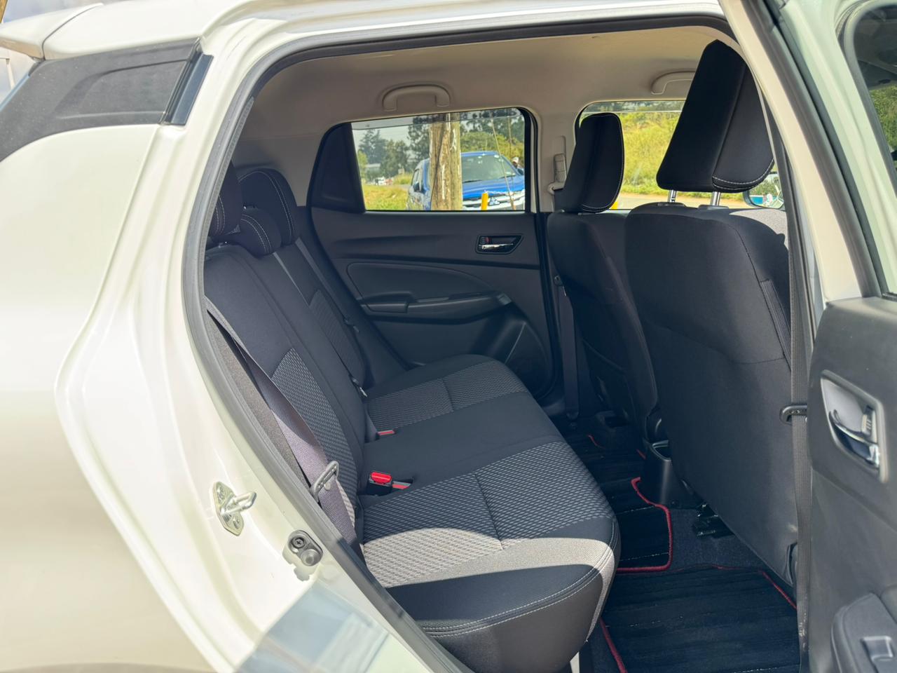 2019 -Suzuki Swift RS-White