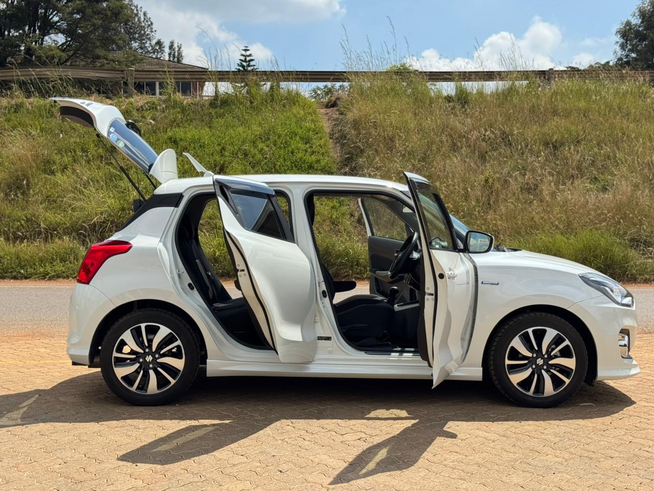 2019 -Suzuki Swift RS-White
