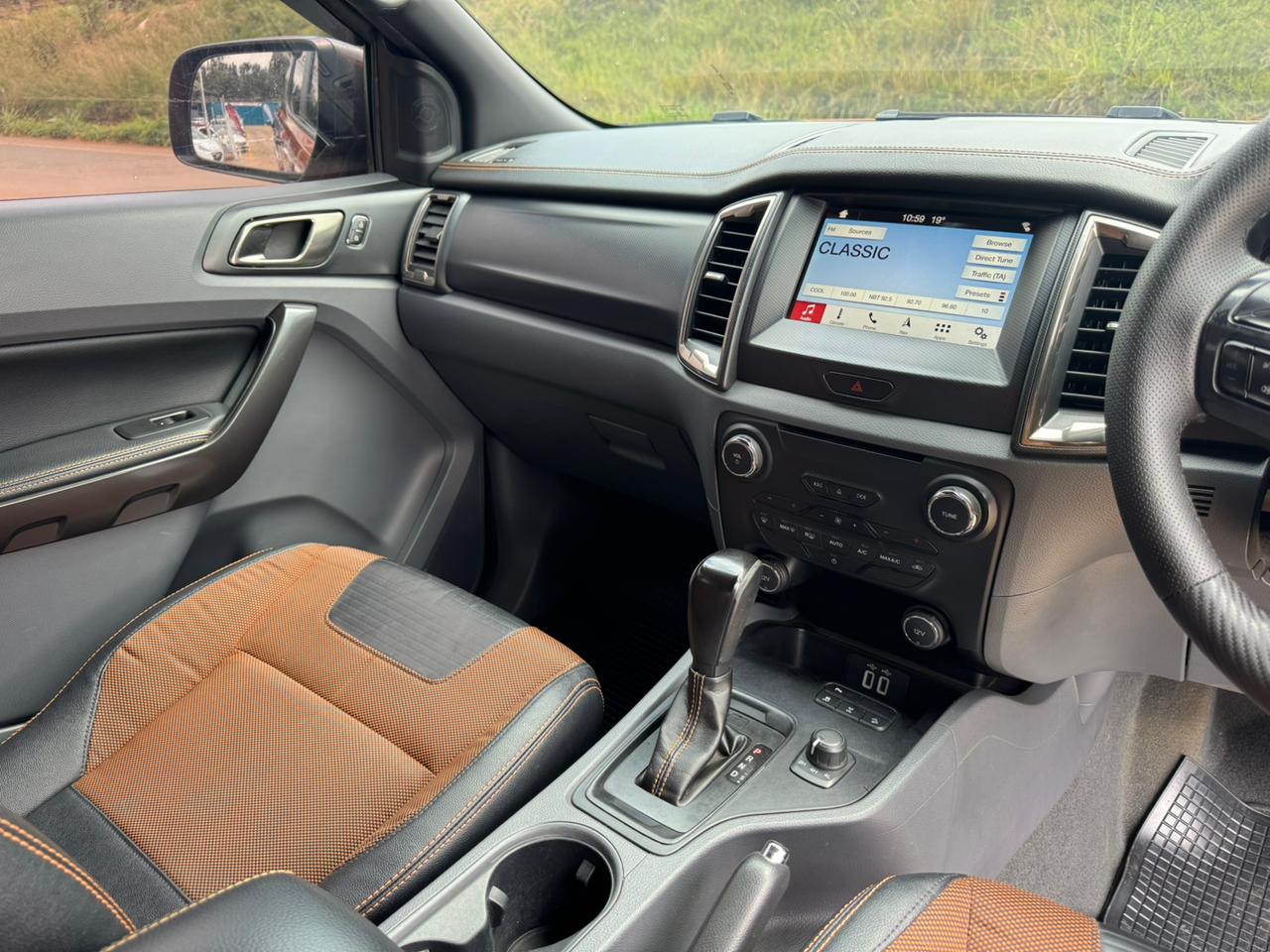 2018- Ford Ranger Wildtrak- Orange