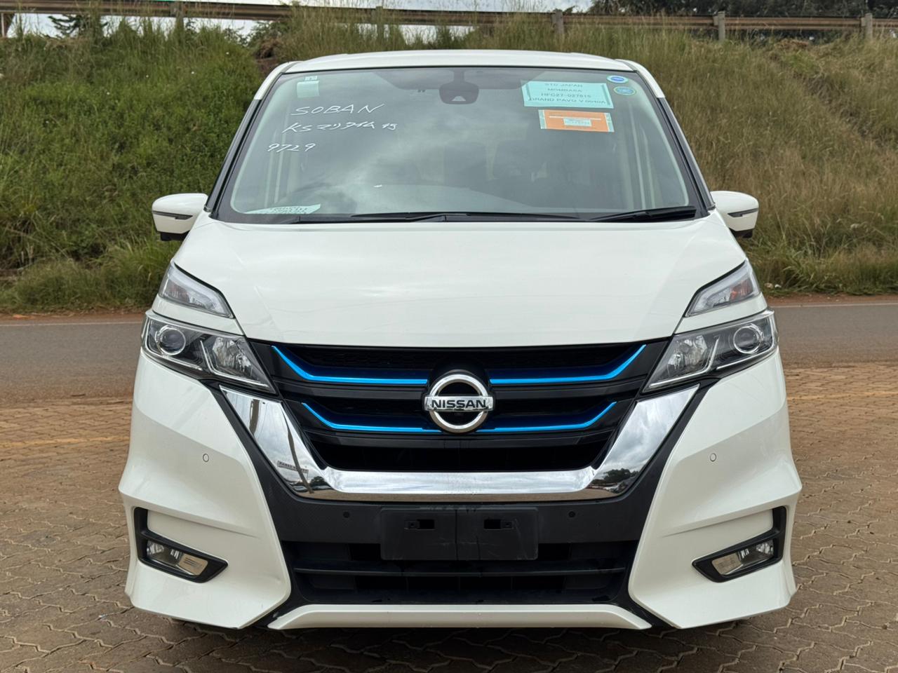 2019- Nissan Serena HighayStar (E-Power) -White