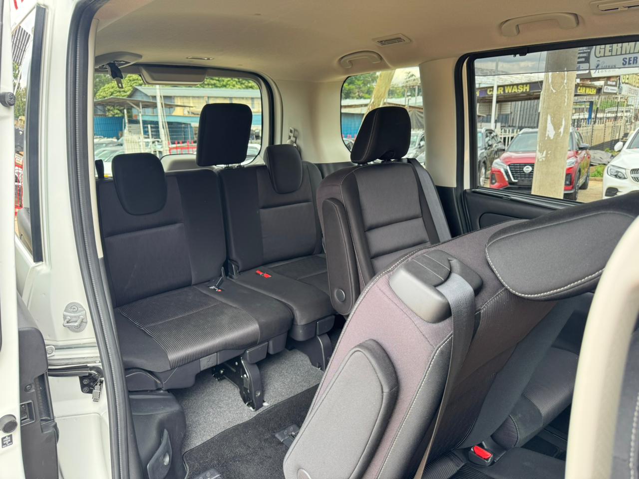 2019- Nissan Serena HighayStar (E-Power) -White