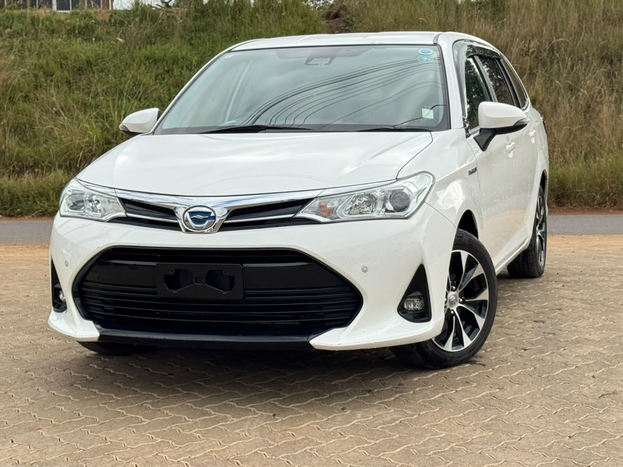 2019- Toyota Fielder Hybrid- White