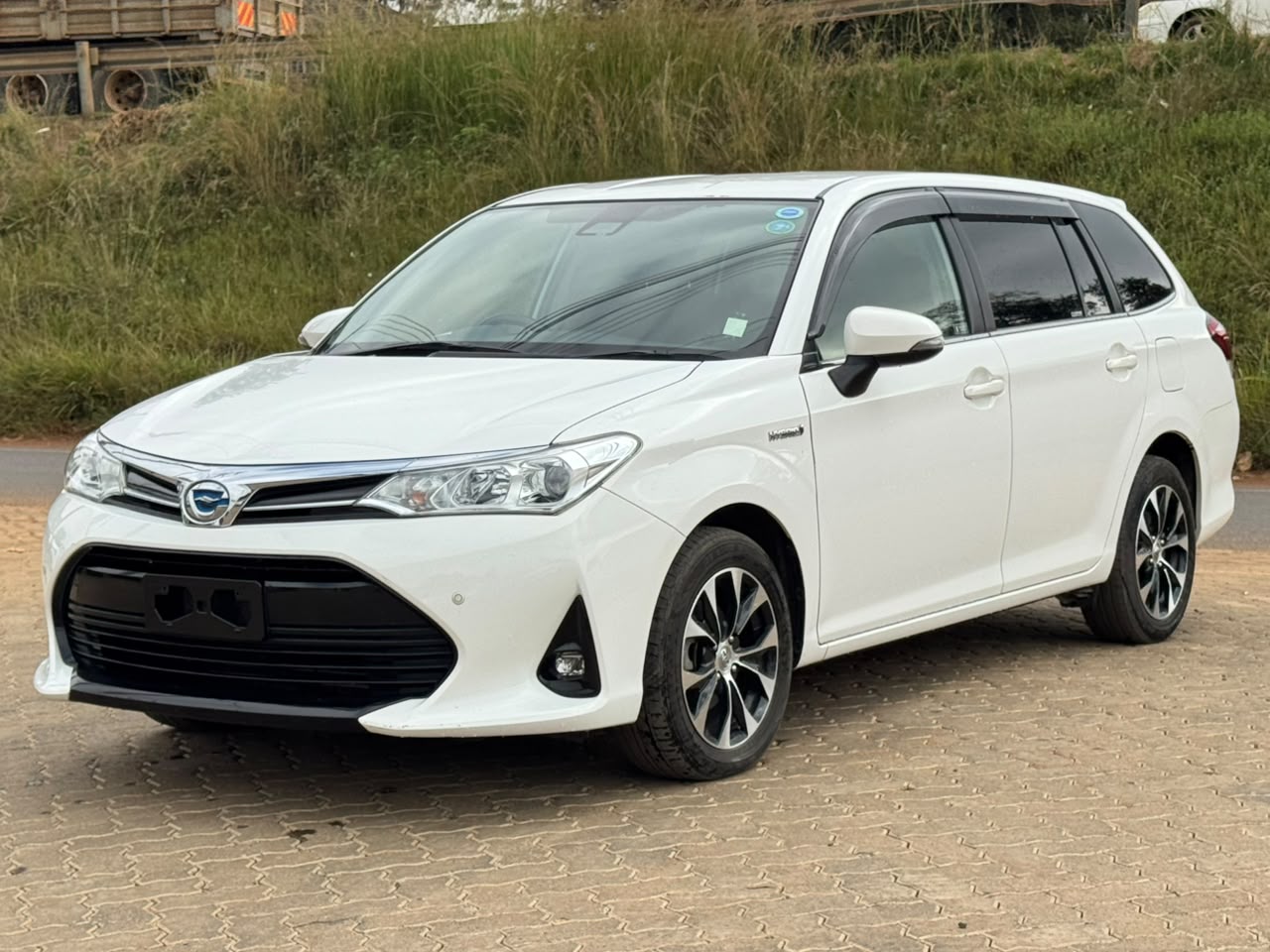 2019- Toyota Fielder Hybrid- White