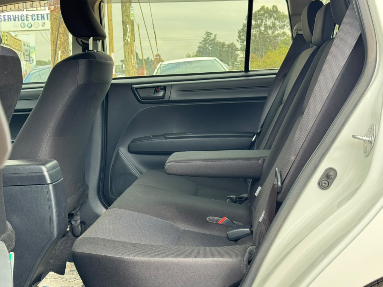 2019- Toyota Fielder -(Non -Hybrid)- White