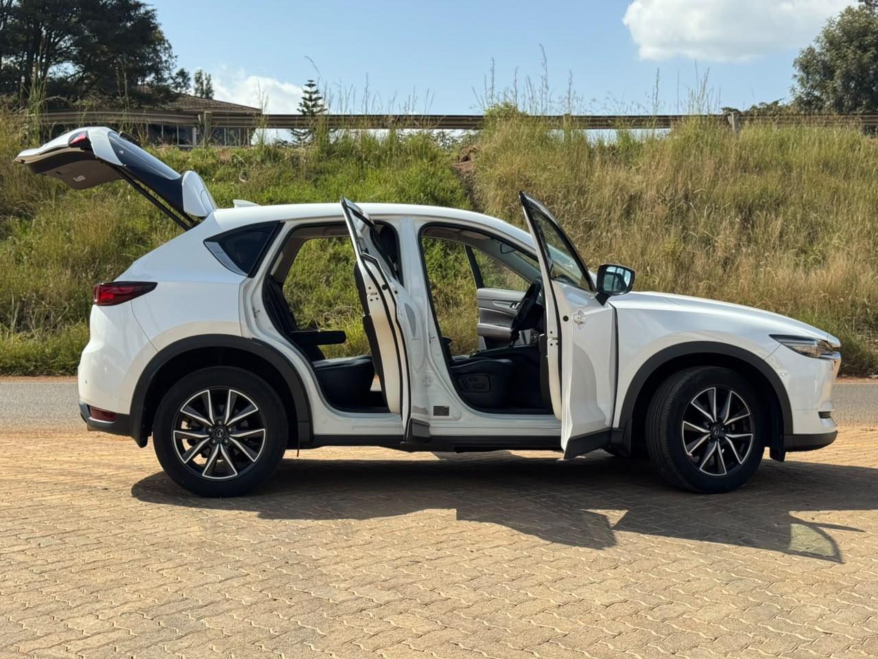 2019-Mazda CX5-SkyactiveG- White