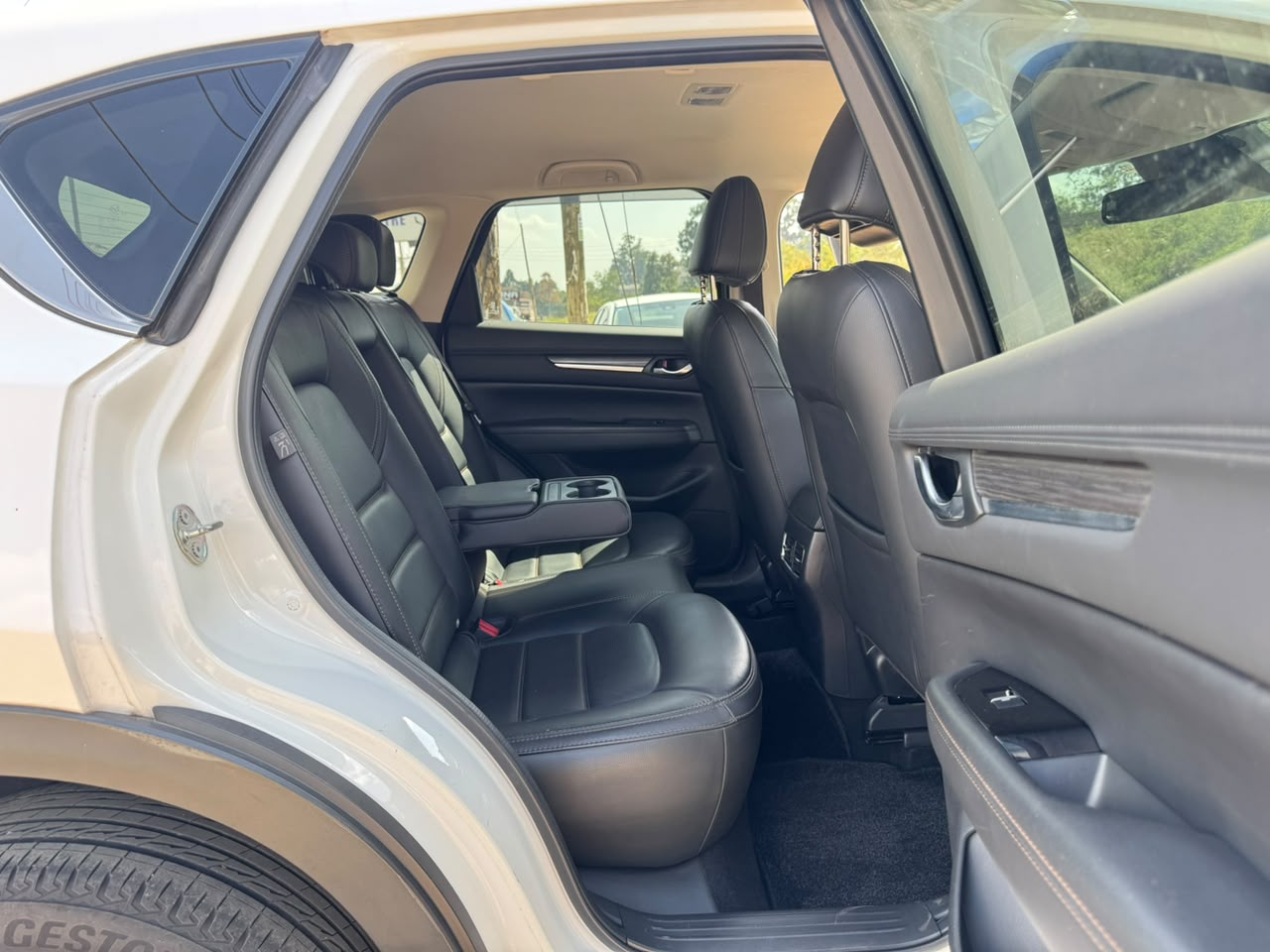 2019-Mazda CX5-SkyactiveG- White