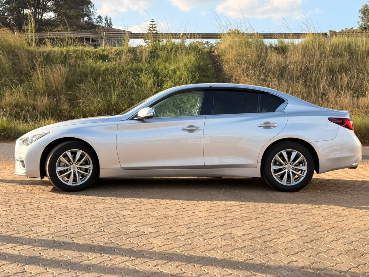 2019- Nissan Skyline GT- Silver